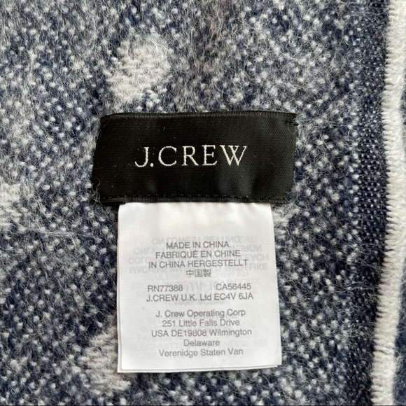 J Crew reversible navy/white blanket scarf - plaid and polka dots (NWOT) - Picture 4 of 4